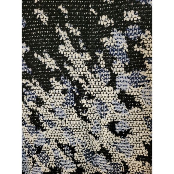 St. John Wool Blend Women's Short Sleeve Button Front Sweater Size L - Picture 6 of 7